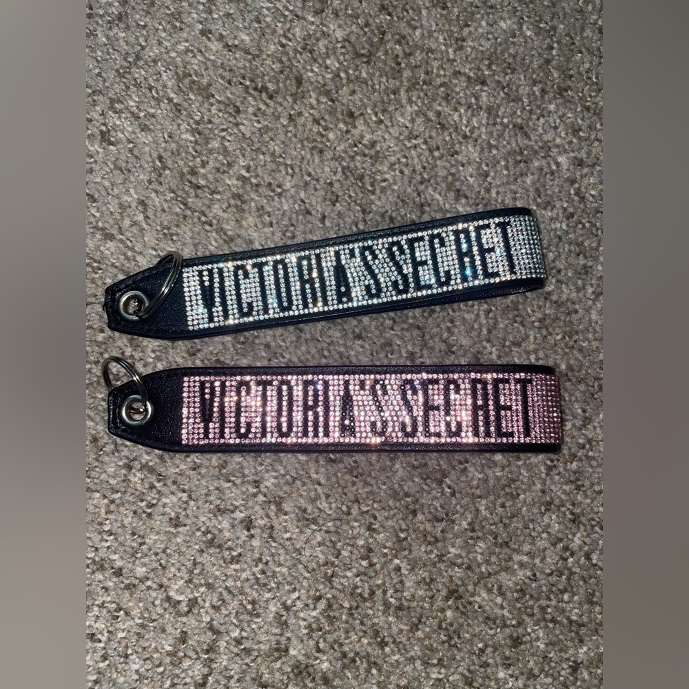 💎Victoria’s Secret Wristlets💎